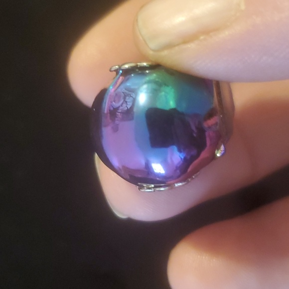 New Rainbow Titanium Hematite Skull Pendant. - Picture 5 of 8